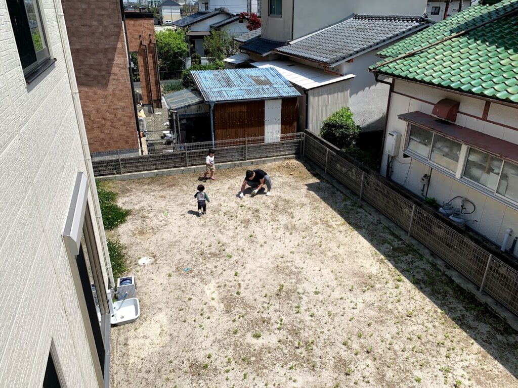 Diy 人工芝 みはるいちかの成長記録